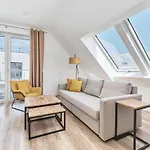 Nova Lux Kowale By Renters *